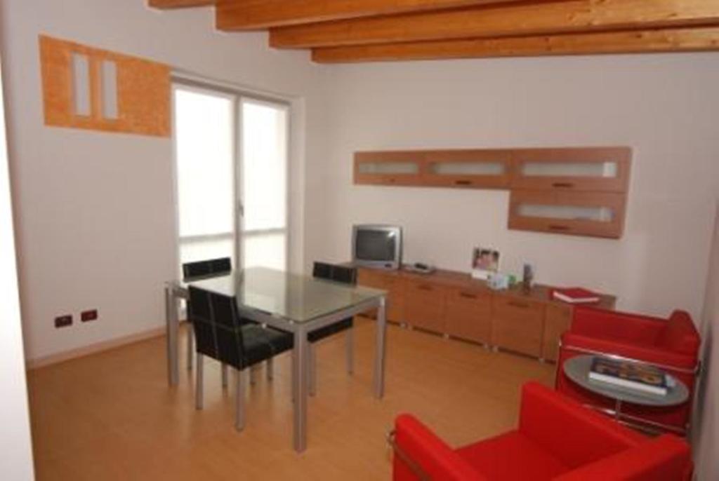 Residence & Suites Solaf Bonate di Sopra ห้อง รูปภาพ